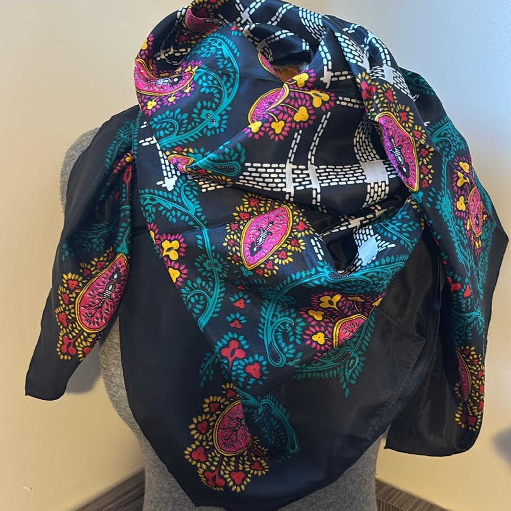 Diane Von Furstenberg Vintage Silk Square Scarf